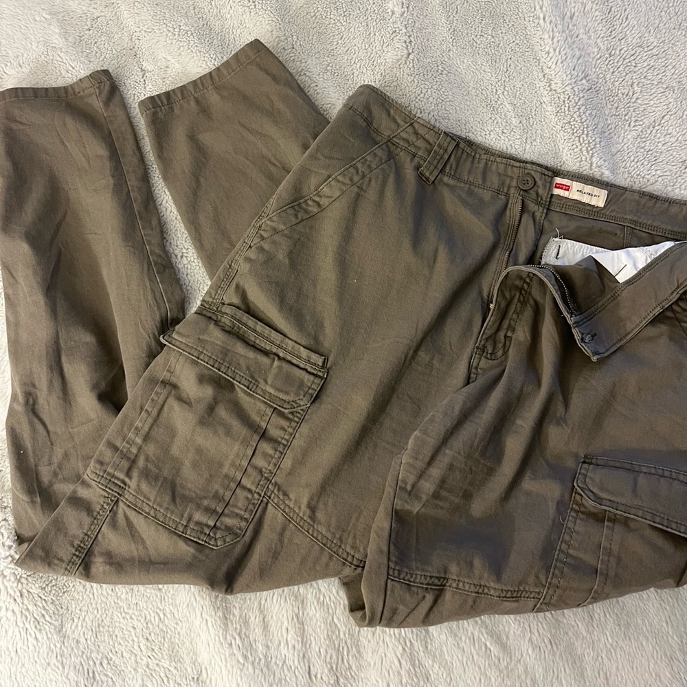 Wrangler Loose Fit Cargo